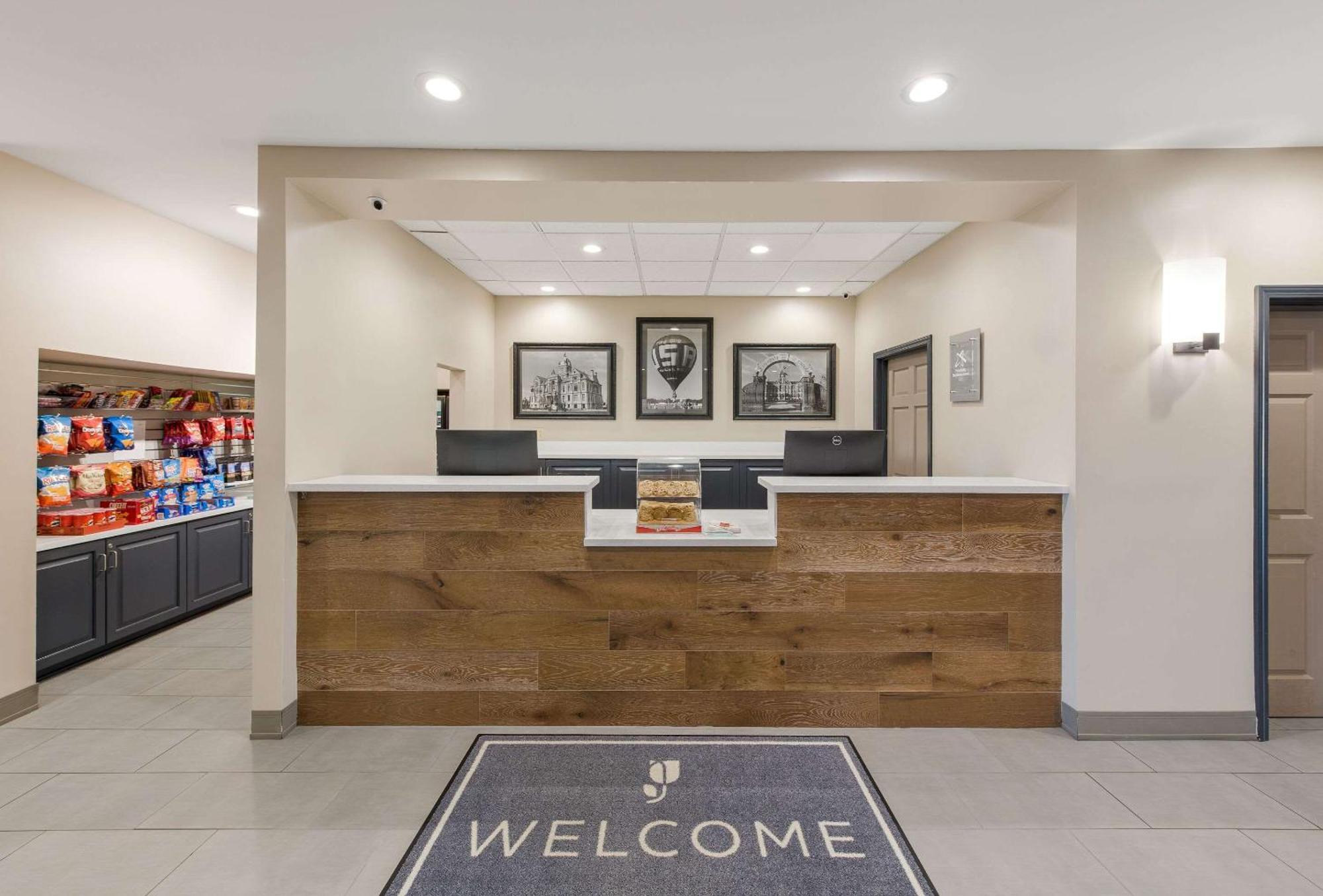 Country Inn & Suites By Radisson, Findlay, Oh Buitenkant foto